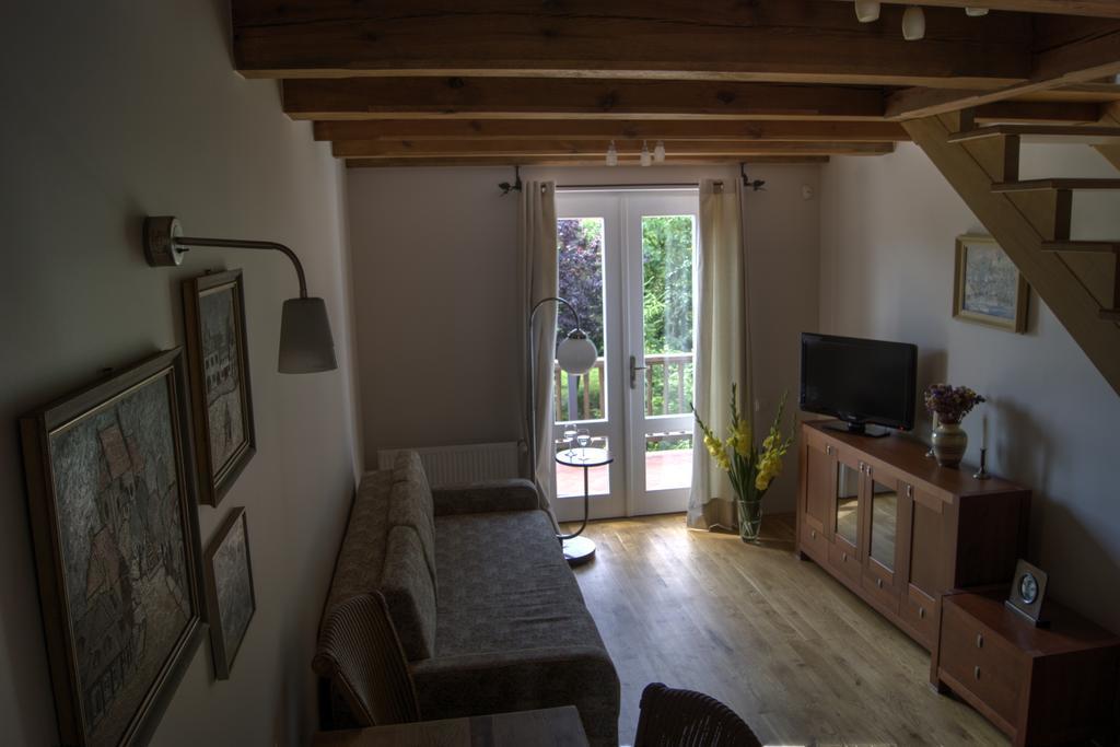 Apartamenty Nadedworce Kazimierz Dolny Ruang foto